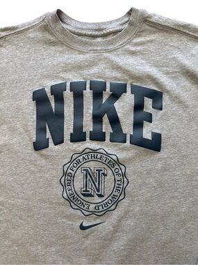 Nike Men’s Gray Spellout Oversized T-Shirt Size Small Gray Nike Tee Oversize Fit